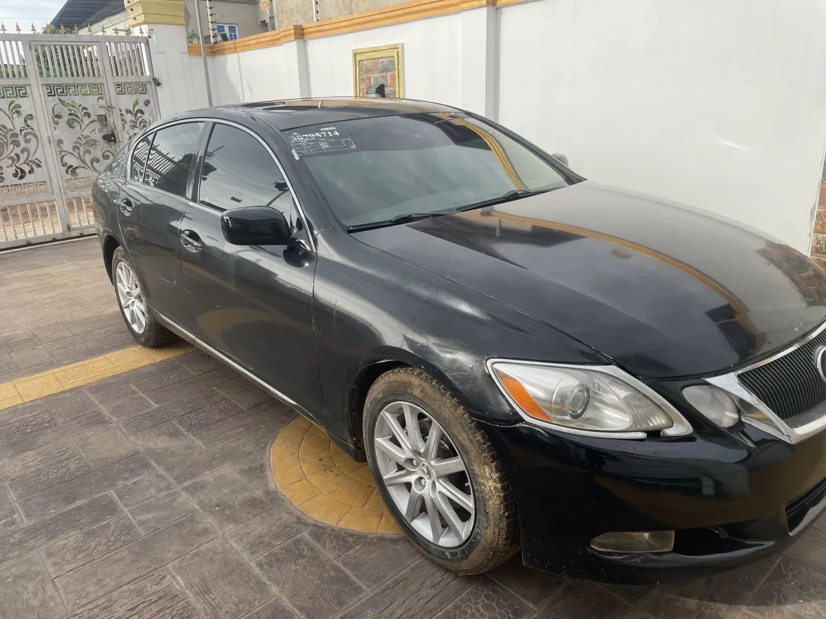 Clean used Gs300 in perfect condition - Image 7