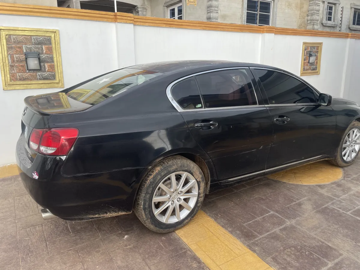 Clean used Gs300 in perfect condition - Image 10