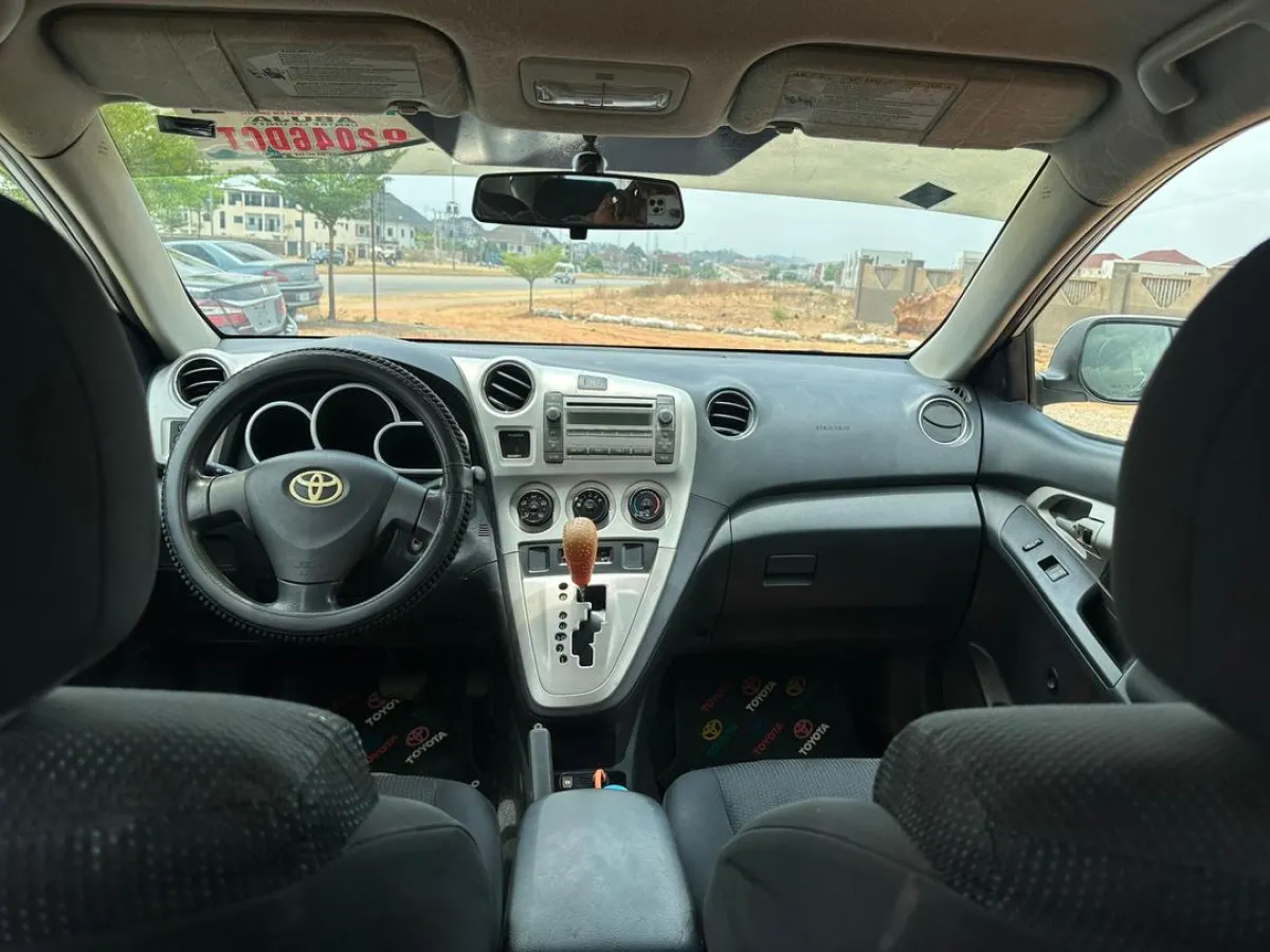 2009 Toyota matrix S - Image 1