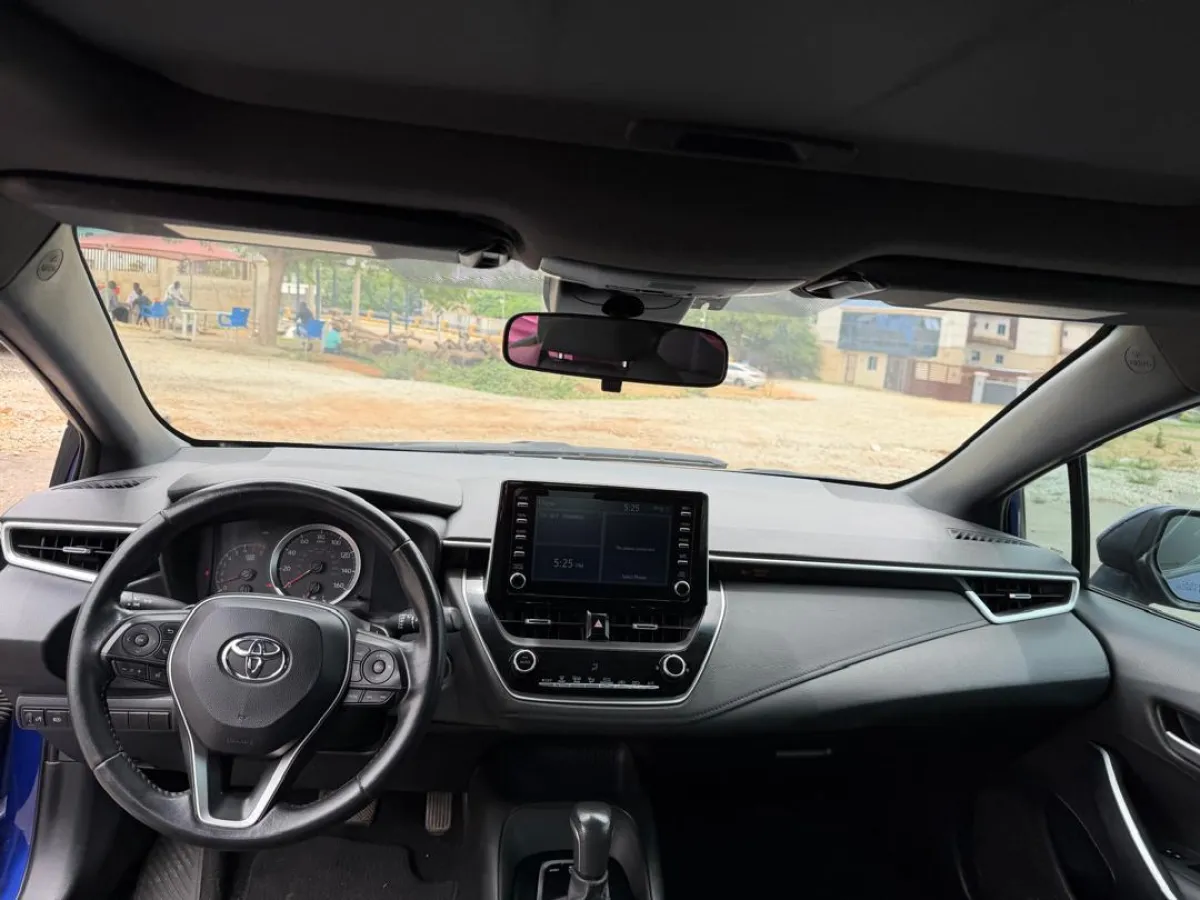 TOYOTA COROLLA (2020) - Image 3