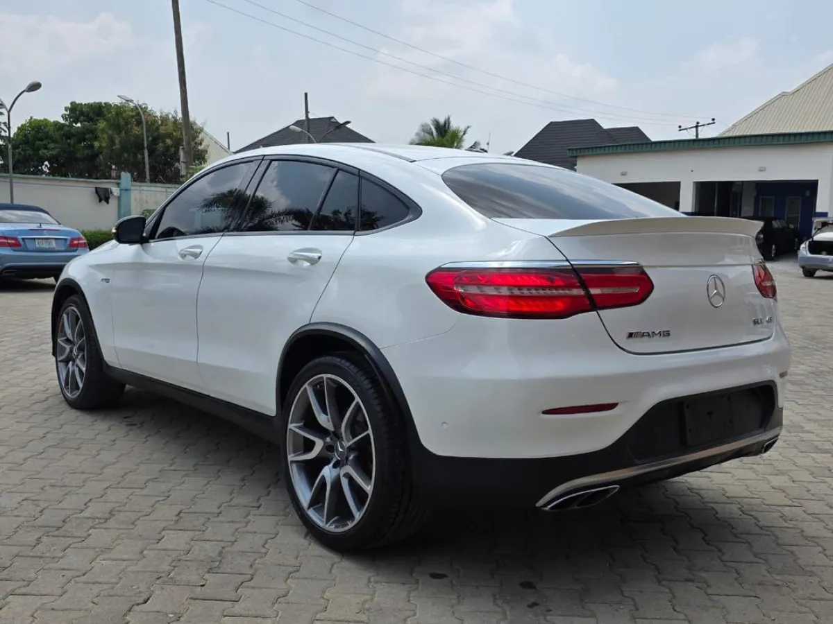 Mercedes Benz GLC - Image 2