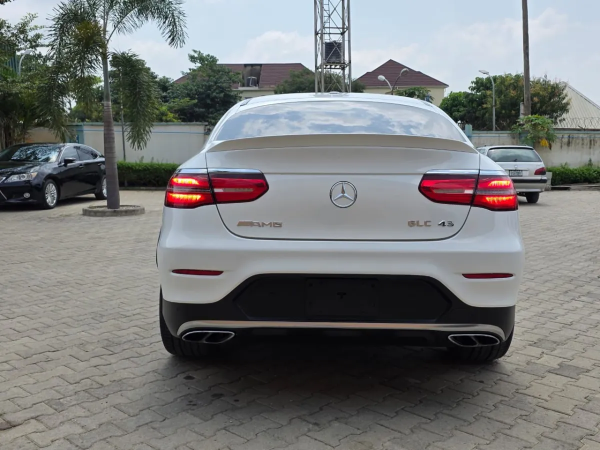 Mercedes Benz GLC - Image 3