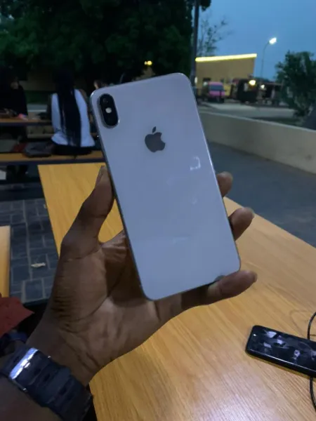 Xs max NFID