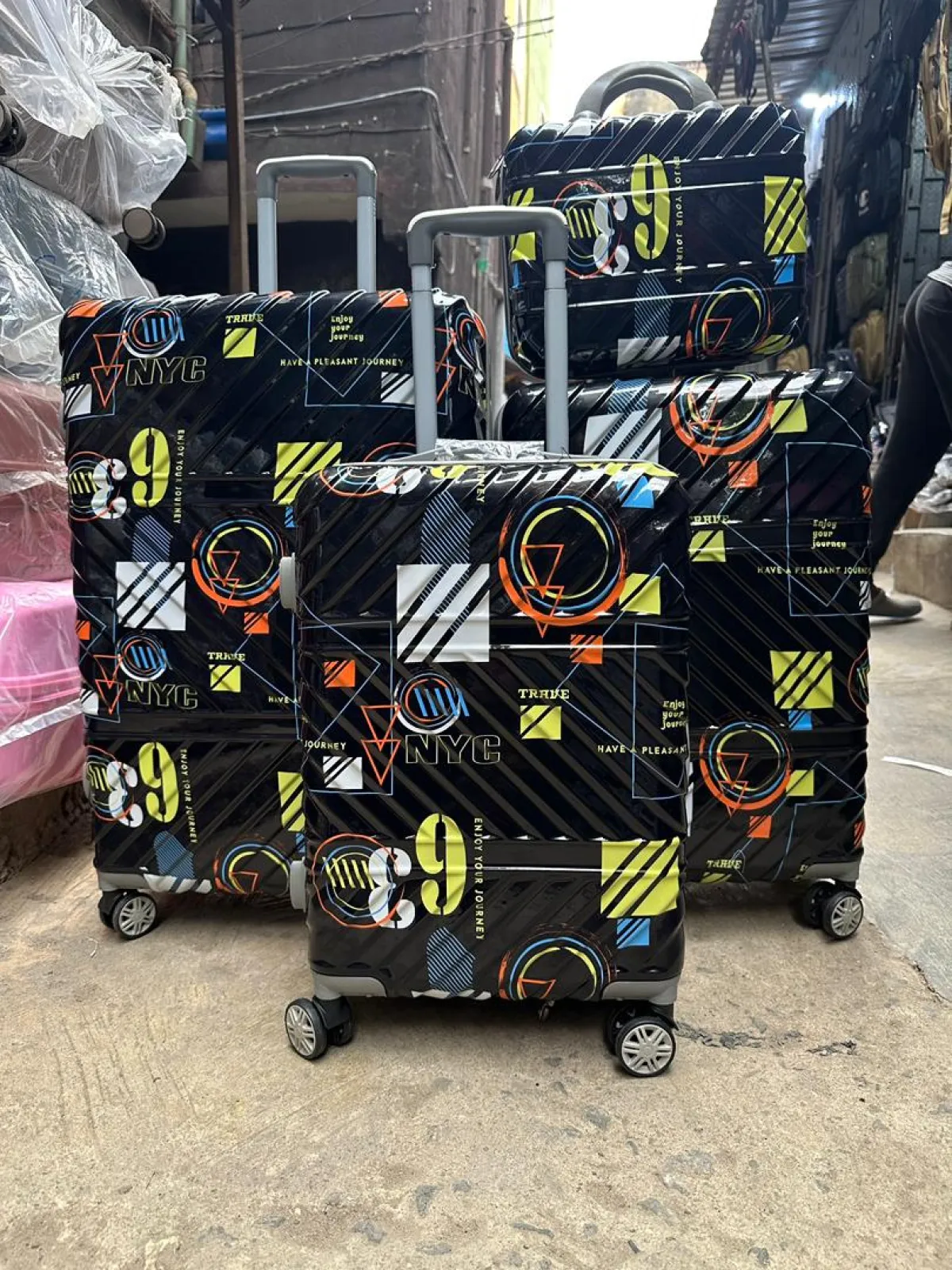 Luggage affordable Box - Image 3