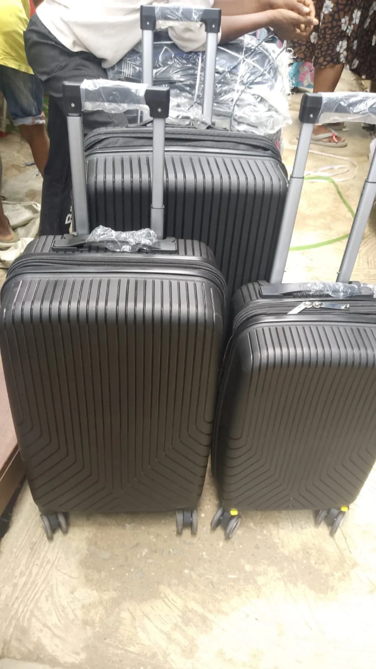 4in1 Traveling Luggage - Image 2