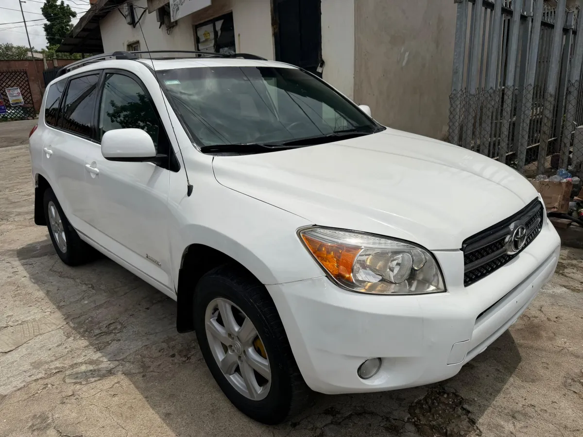 2008 Toyota RAV4 Limited Registered - Image 3