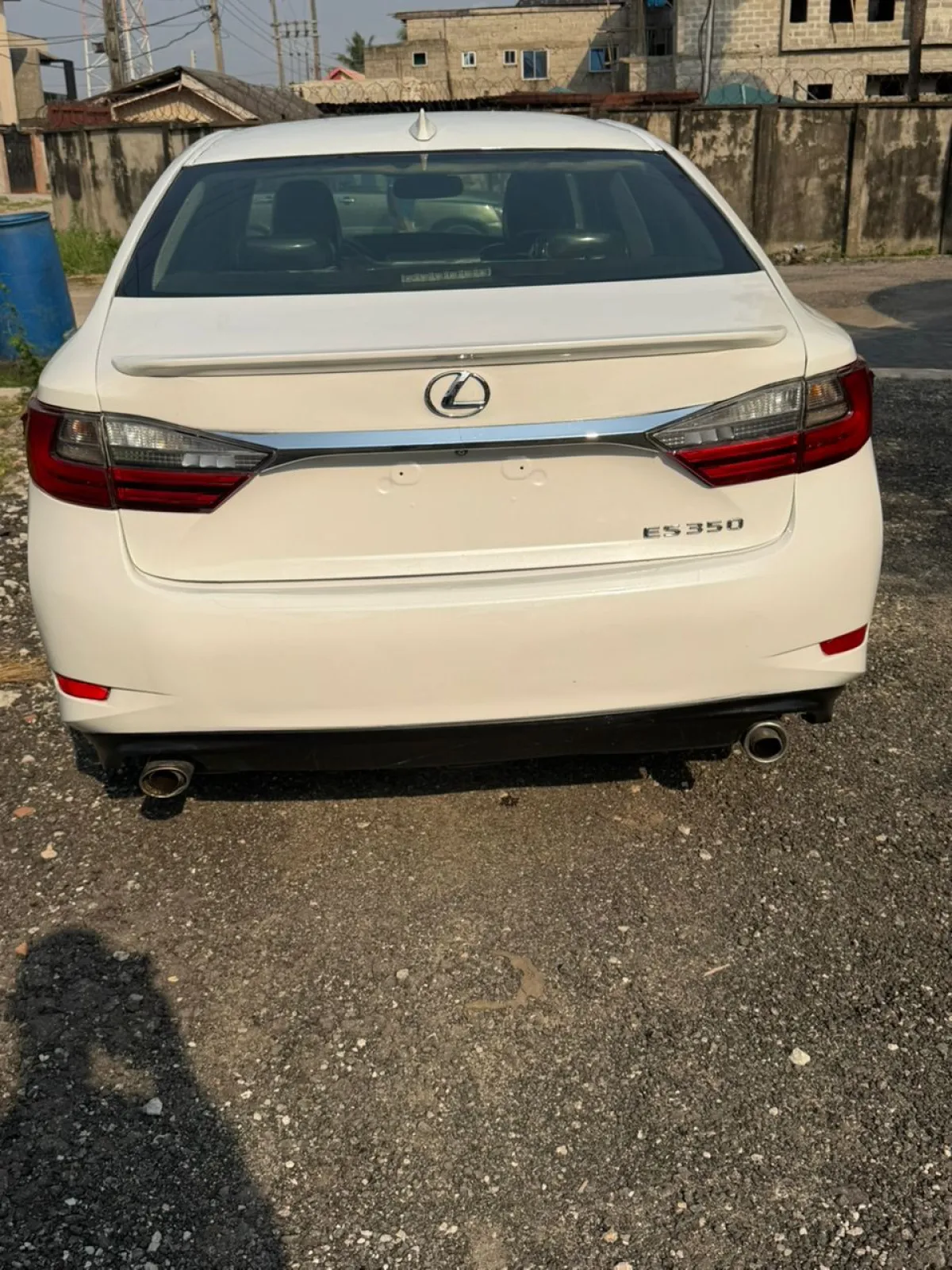 Lexus ES 350 2015 Model - Image 2