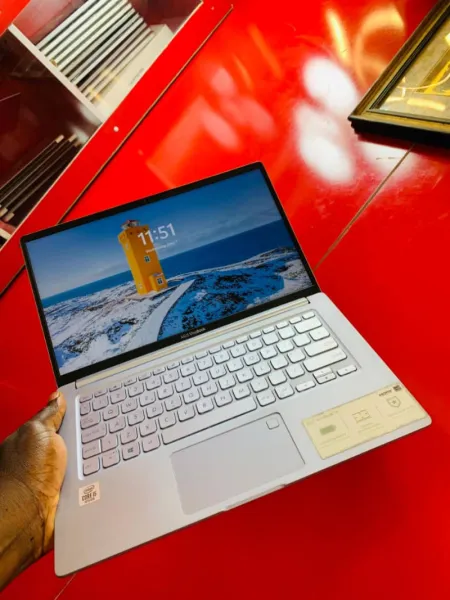 Intel Core i7 10 Gen