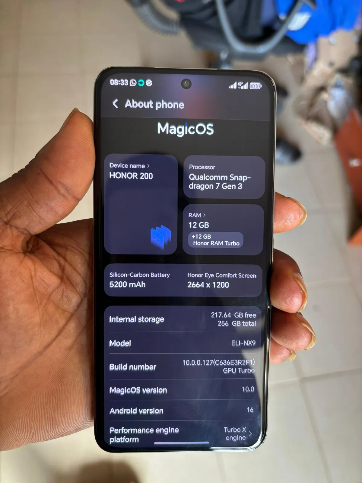 Honor 200 5G 256GB and 12GB Ram Dual sim - Image 3