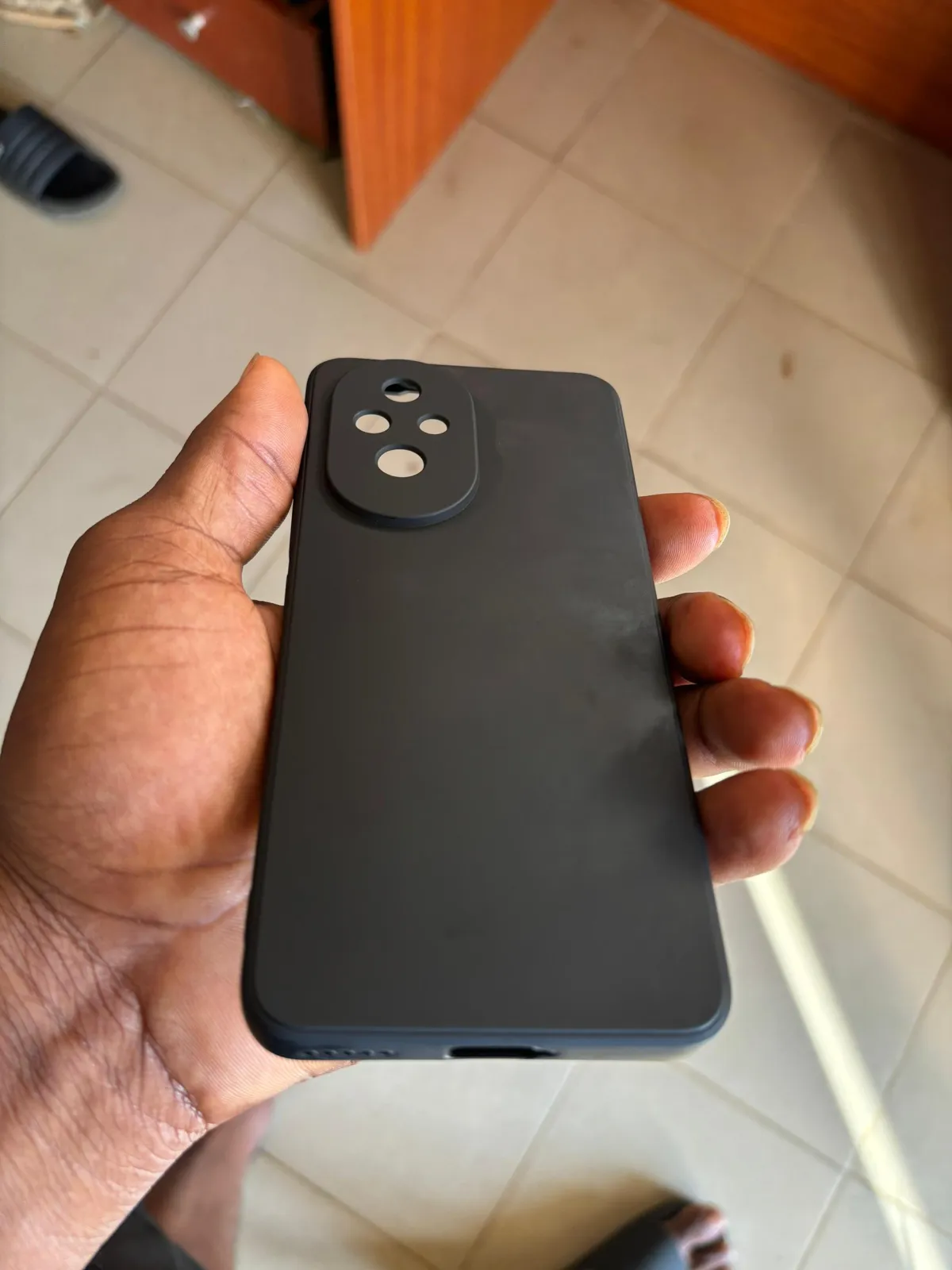 Honor 200 5G 256GB and 12GB Ram Dual sim - Image 9