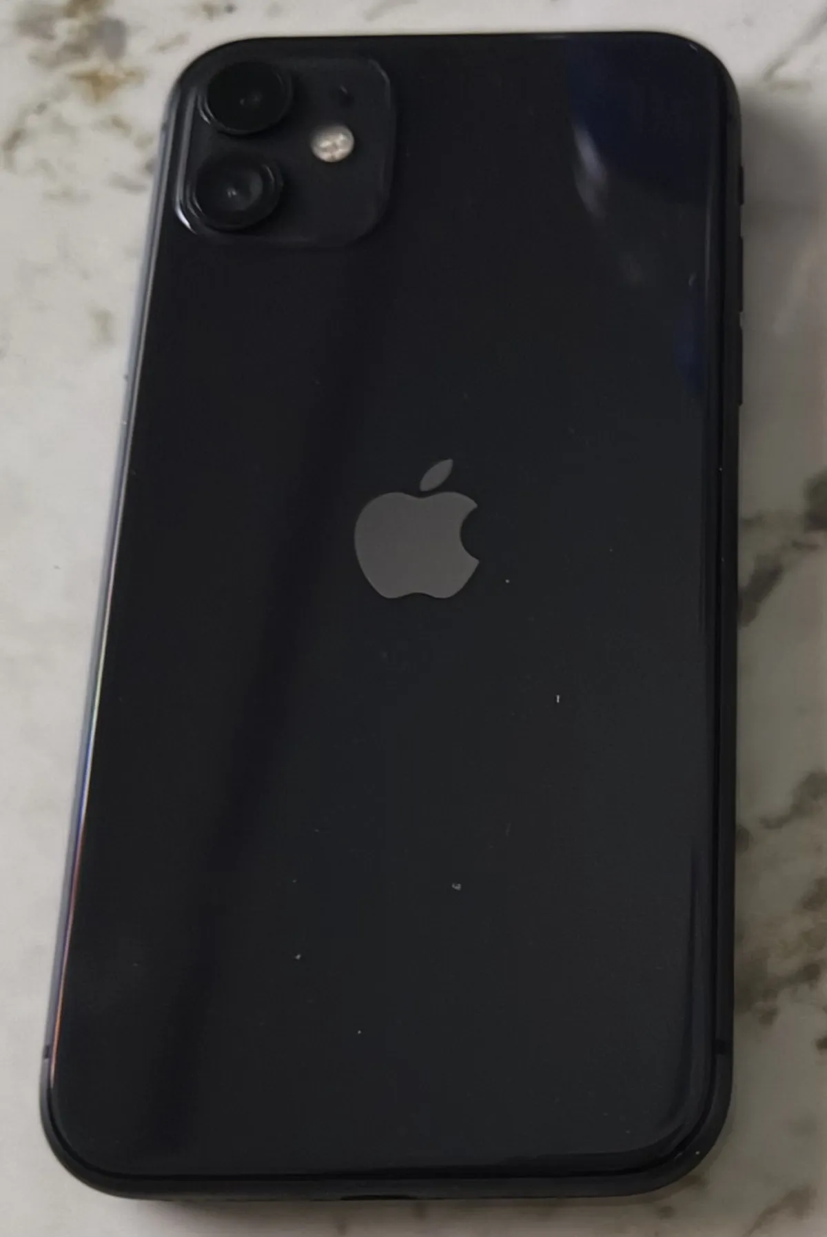 Iphone 11 - Image 1