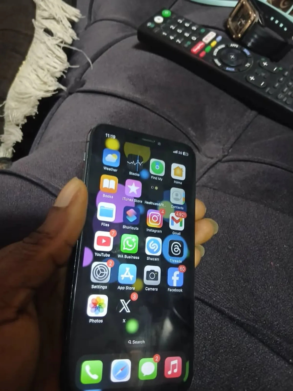 iPhone X - Image 3