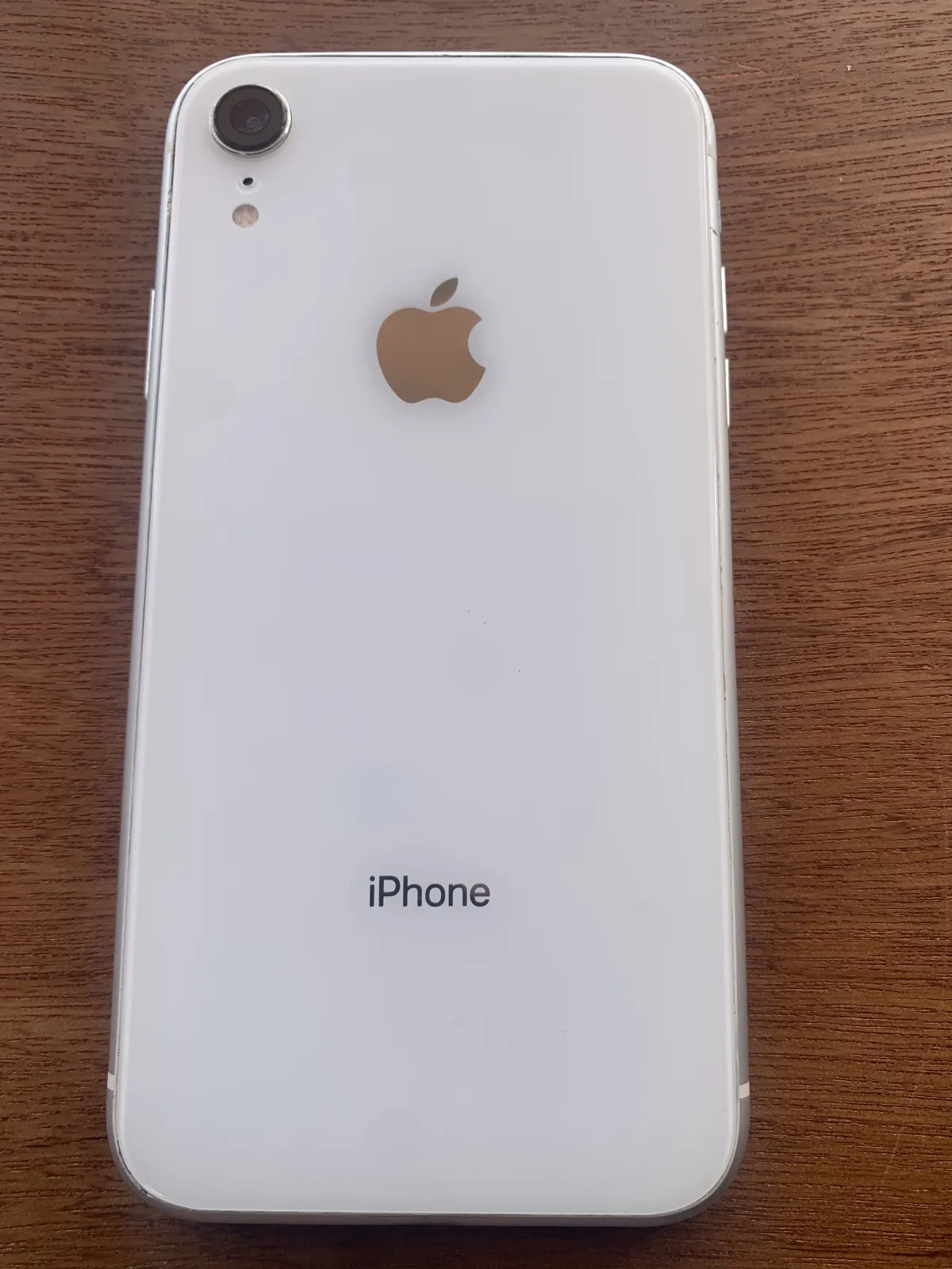 Apple IPhone XR 64 GB - Image 1