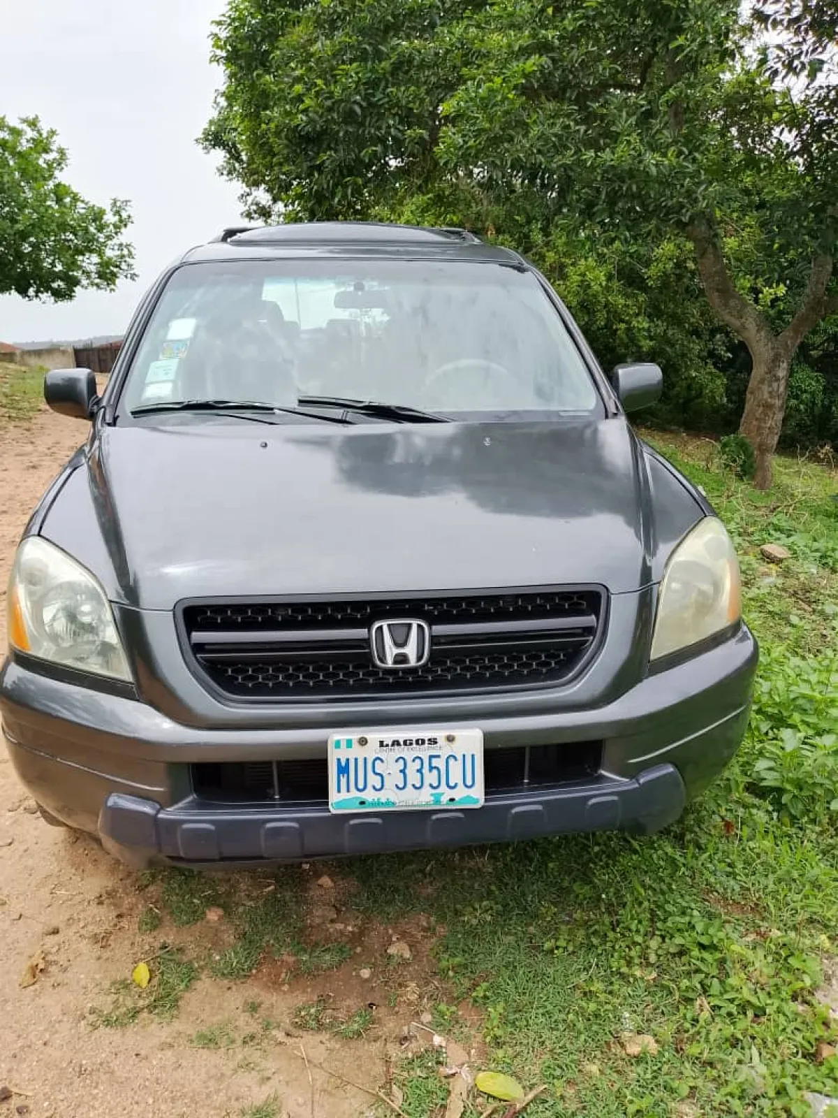 FOR SALE Clean Reliable Honda Pilot 2005 Model - Image 3