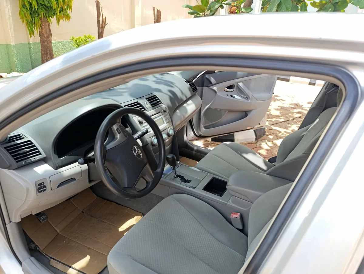Foreign used Toyota Camry 2007 - Image 4