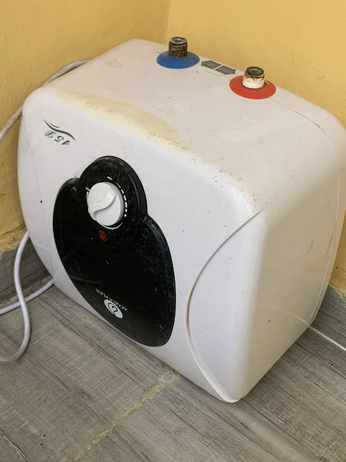 Water heater - Image 3