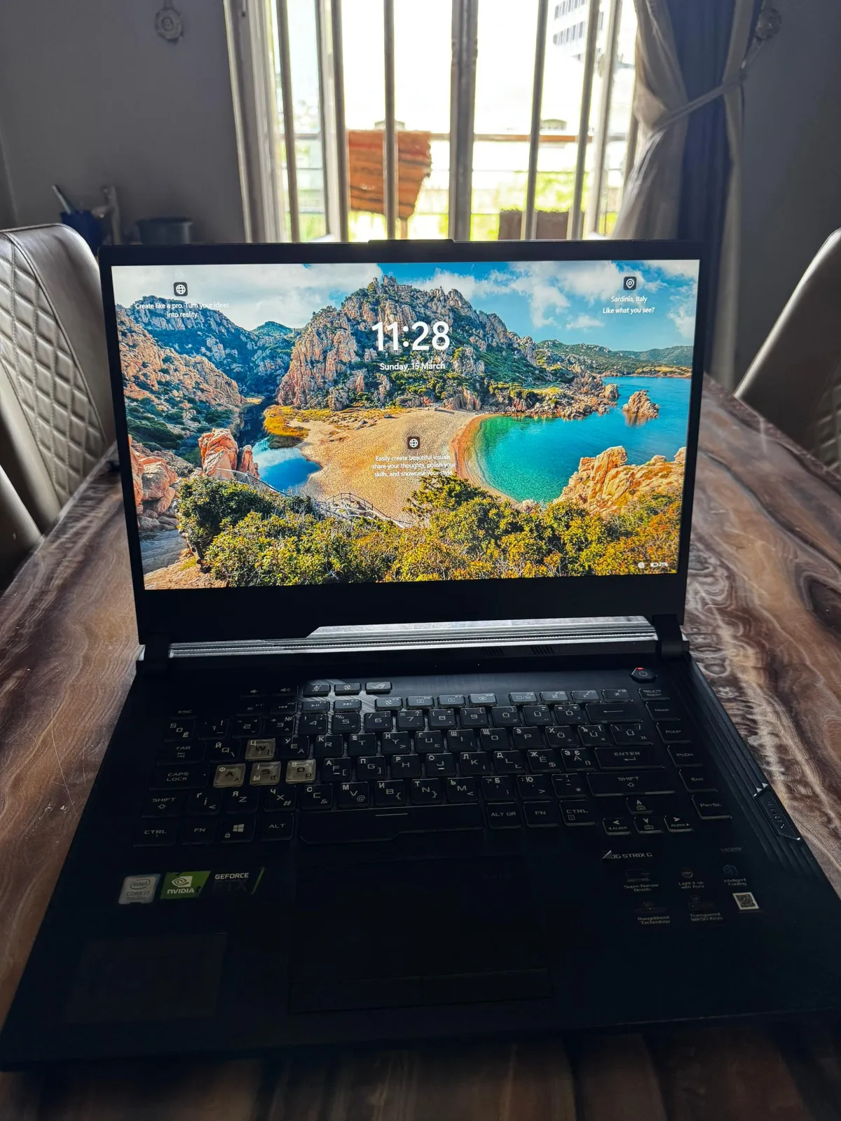 ASUS ROG STRIX GAMING LAPTOP RTX 2060 i7-9th Gen - Image 4