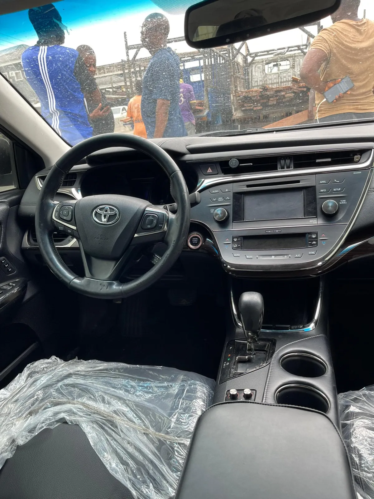 Foreign Used Toyota Avalon 2013 XLE Full Option - Image 3