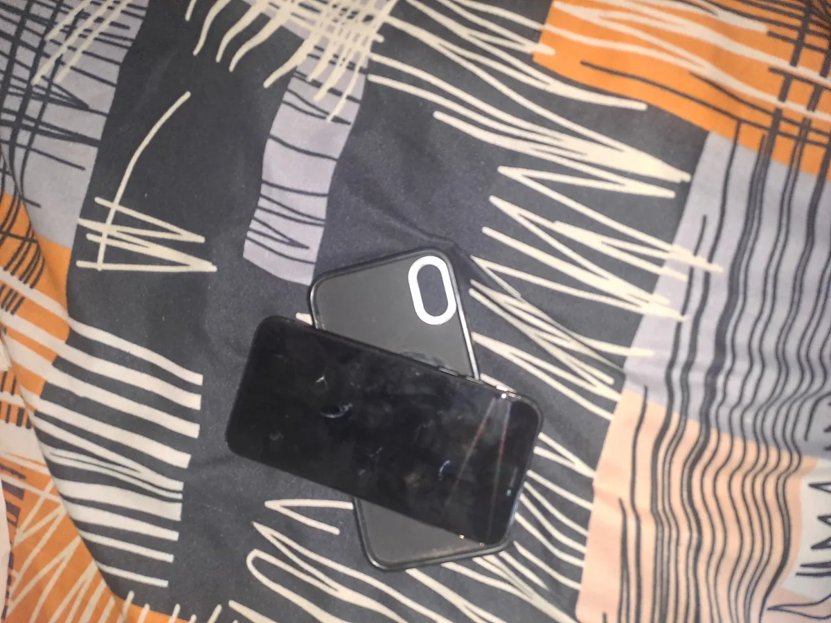 iPhone X 64 gig - Image 4