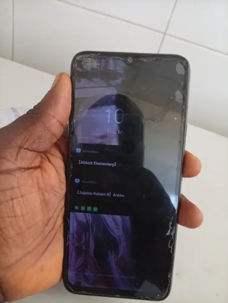 Infinix hot 12