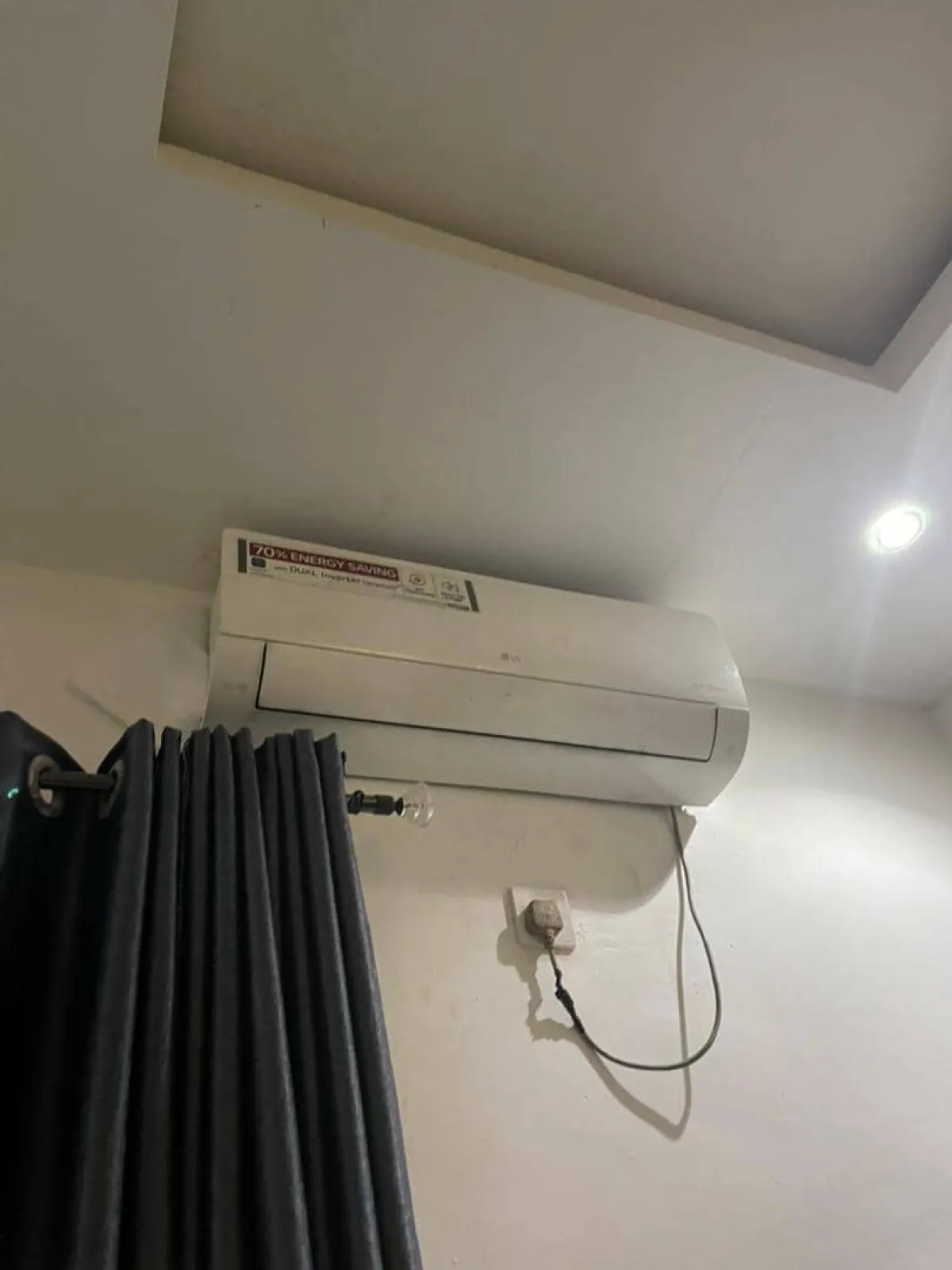 1. 5hp daul inverter LG Air conditioner - Image 2