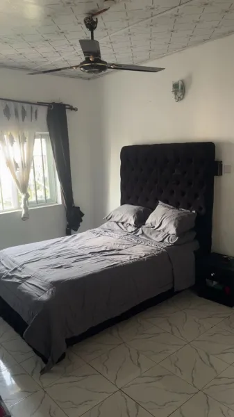 4by 6 bedframe and foam