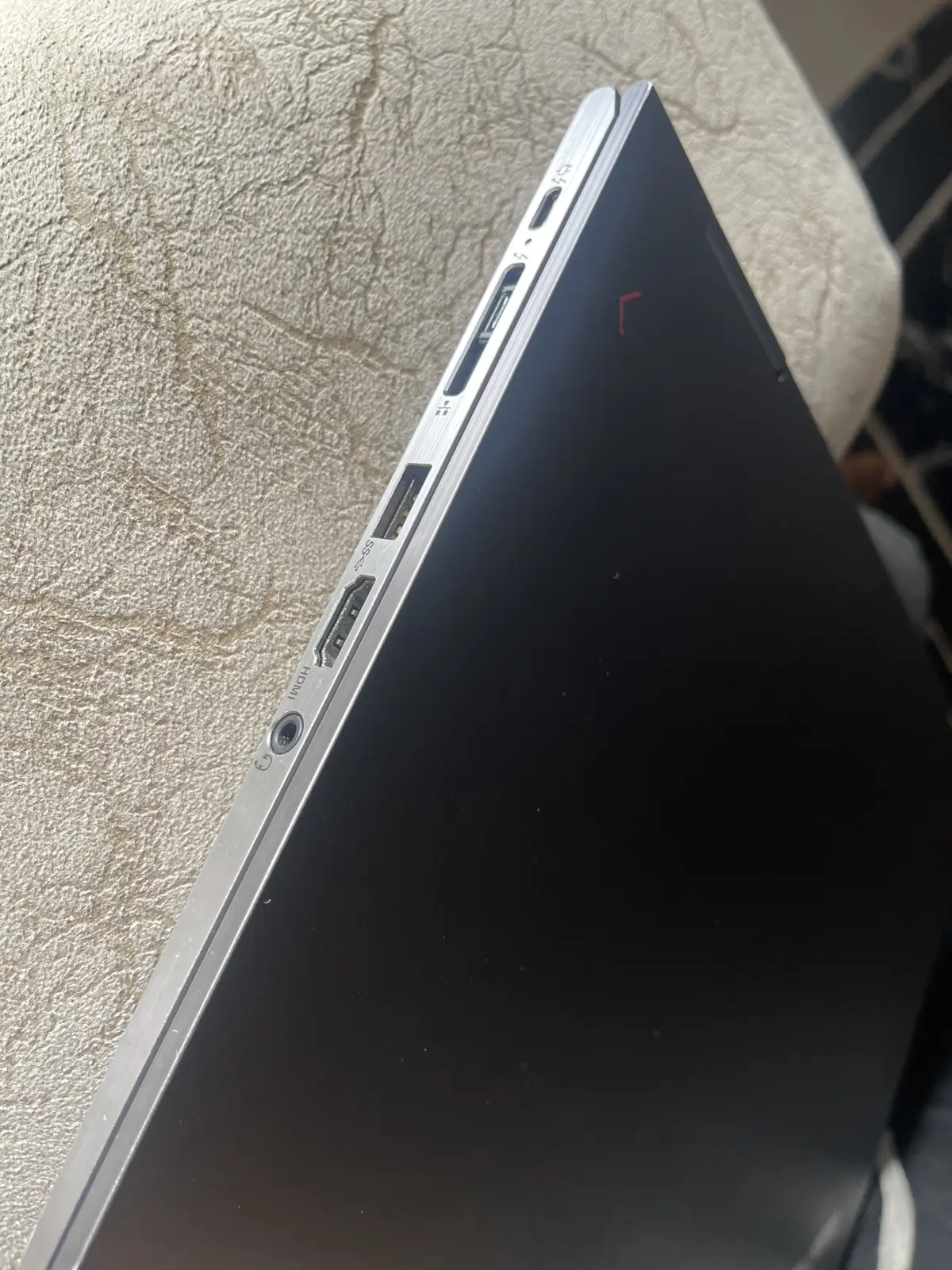 Lenovo thinkpad X1 YOGA discussed sale🙏🙏 - Image 8