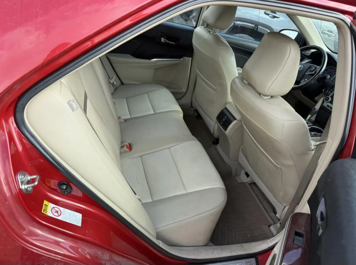 Toyota Camry XLE 2014 - Image 5