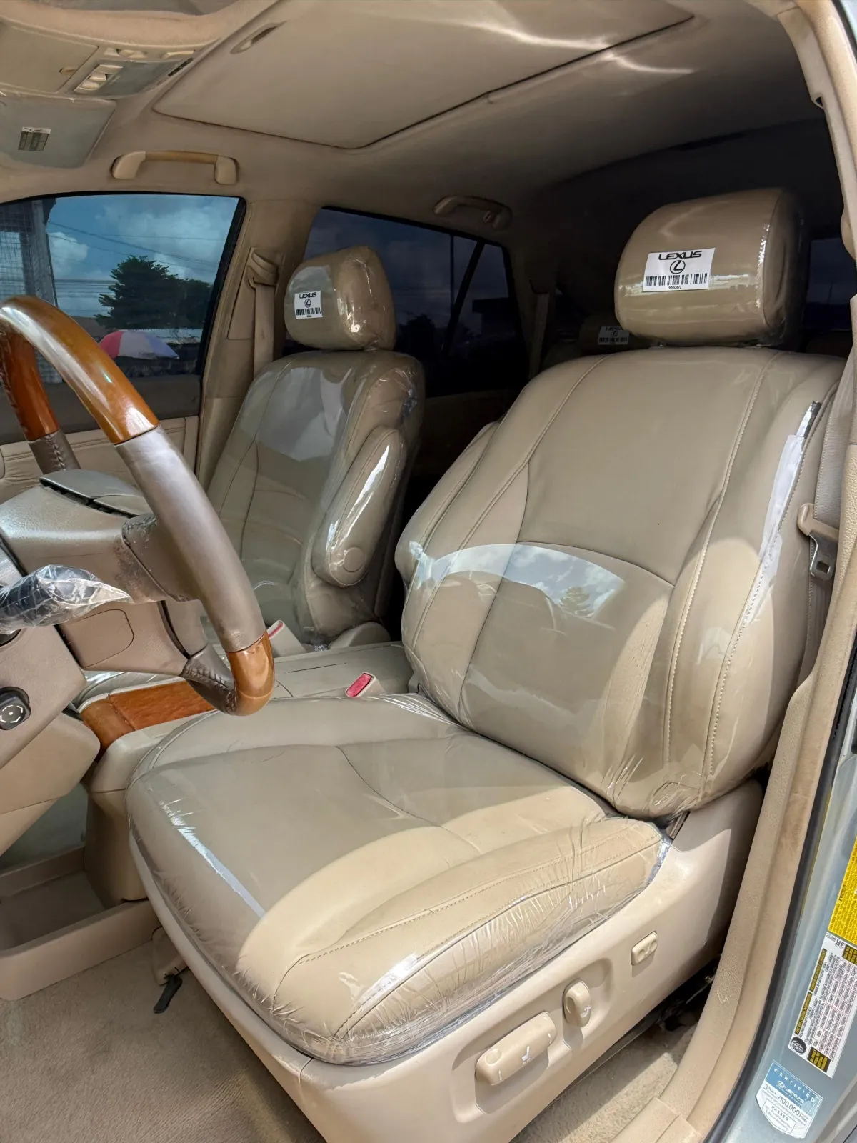 Barely Driven Lexus RX350 2008 Full Option - Image 5