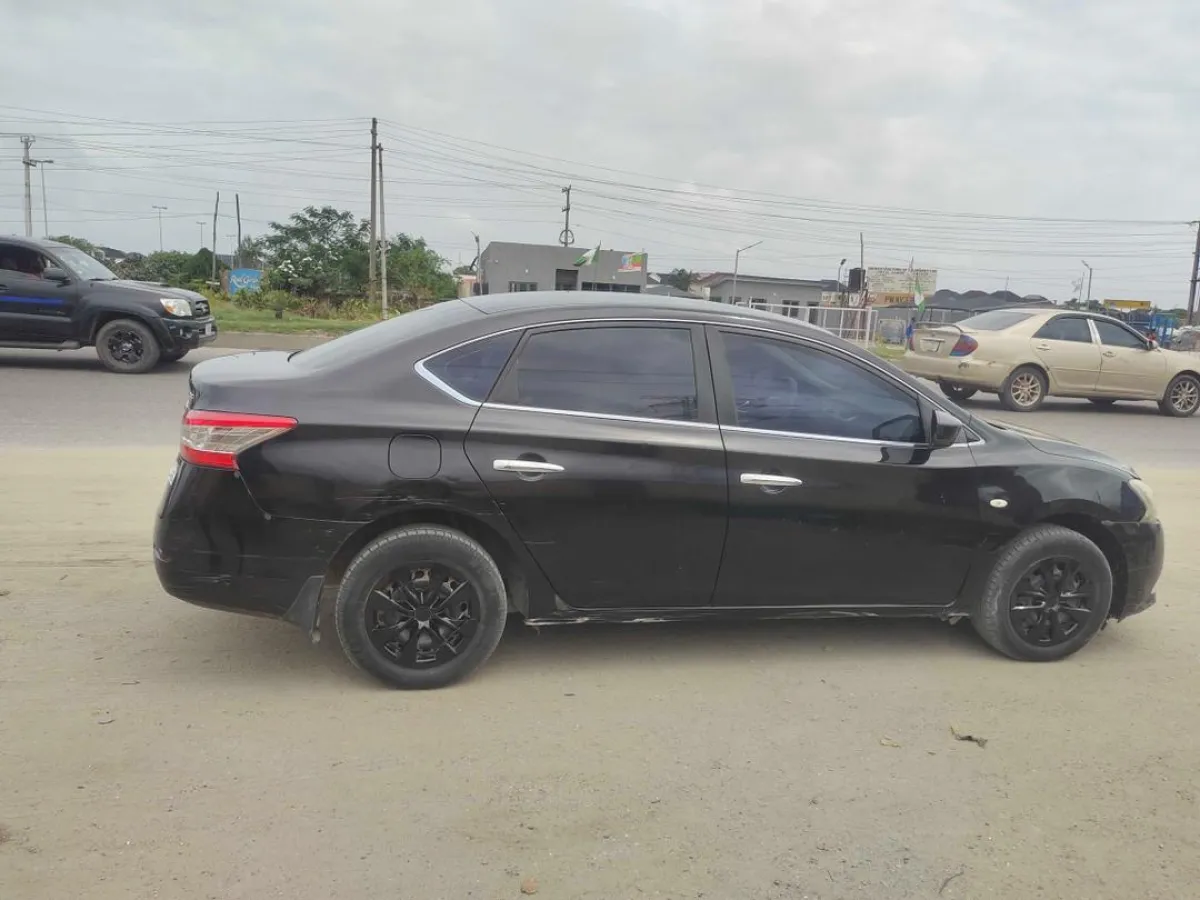 2015 Sentra 1. 8s - Image 3