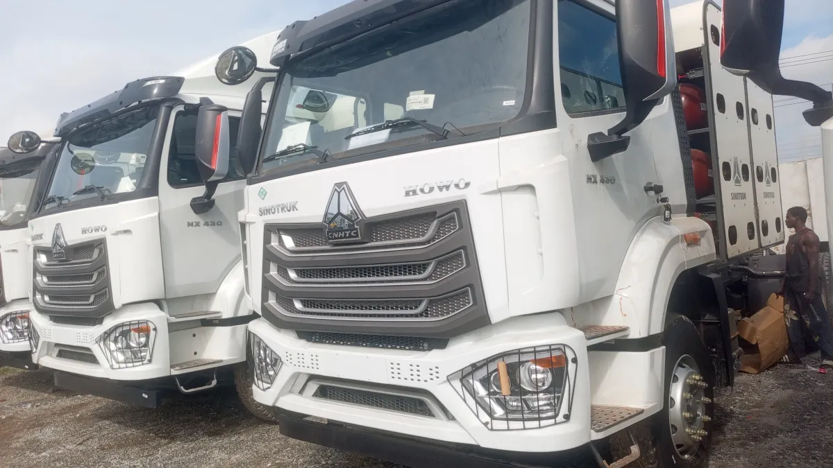 HOWO CNG TRUCK HEAD - Image 1