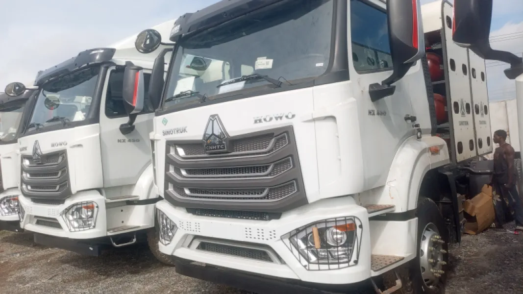 HOWO CNG TRUCK HEAD