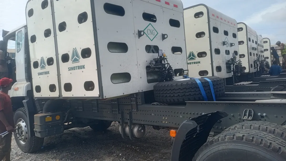 HOWO CNG TRUCK HEAD - Image 6