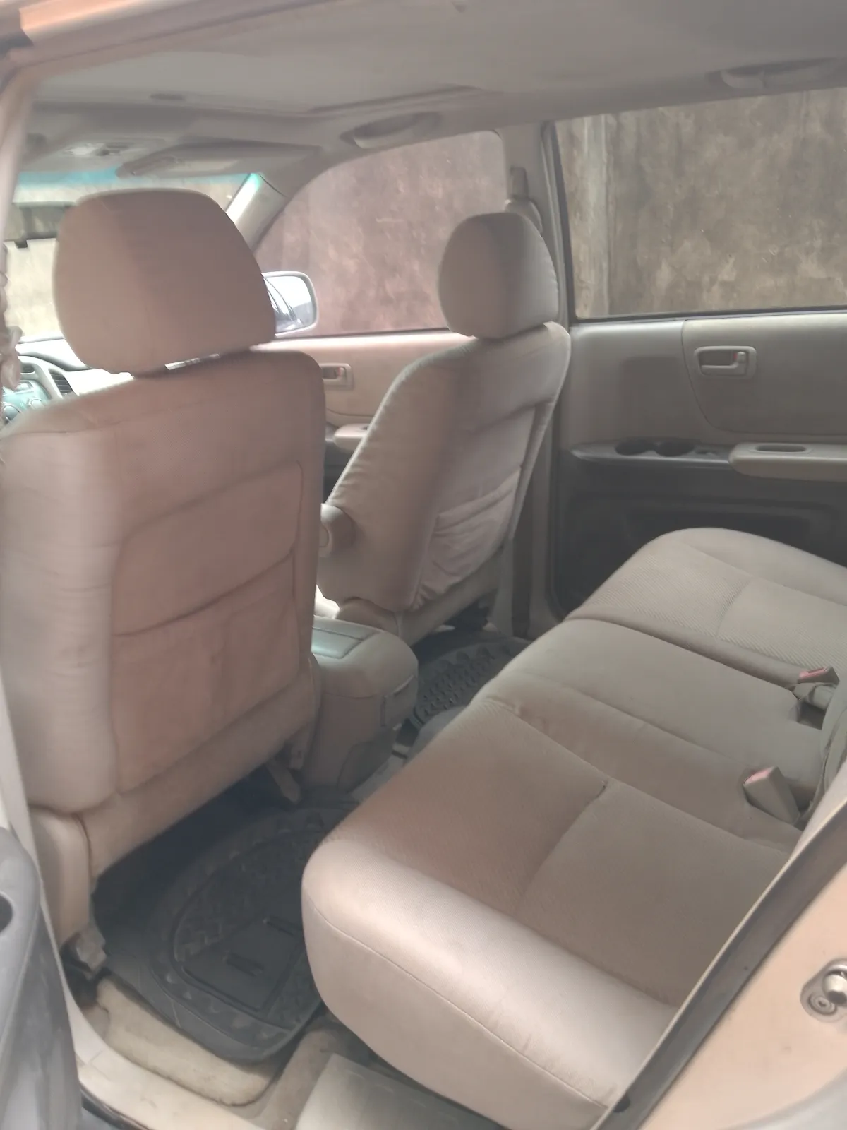 Very clean 2005 Toyota highlander for sale - Image 6