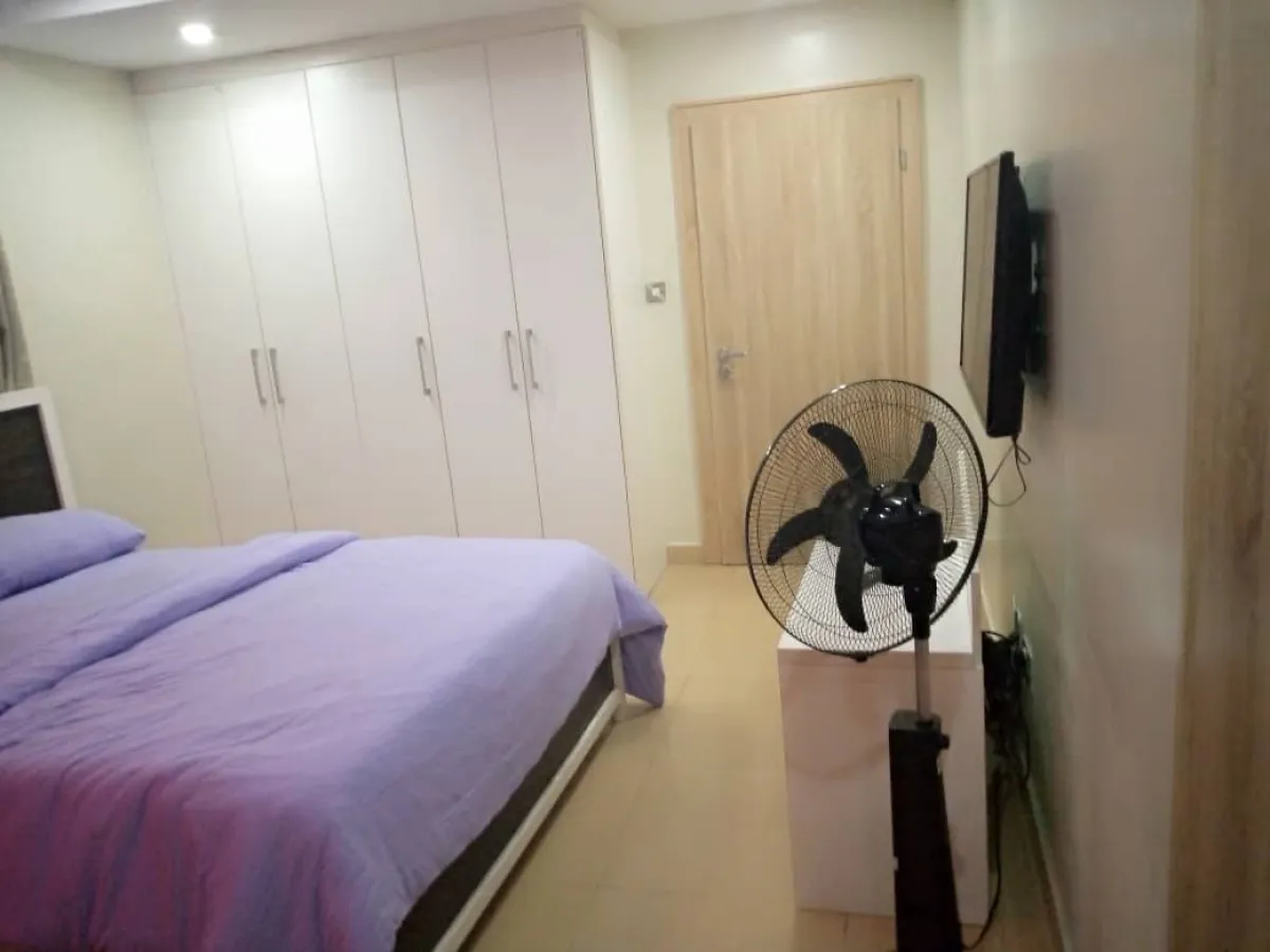 Short let apartment - Image 4