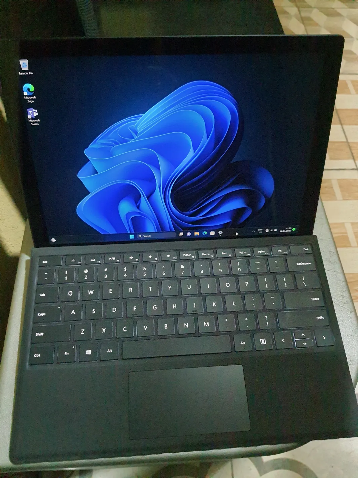 Microsoft Surface Pro 7 Intel Core i7-1065G7 (10th GEN) 16GB RAM, 512GB SD - Image 2