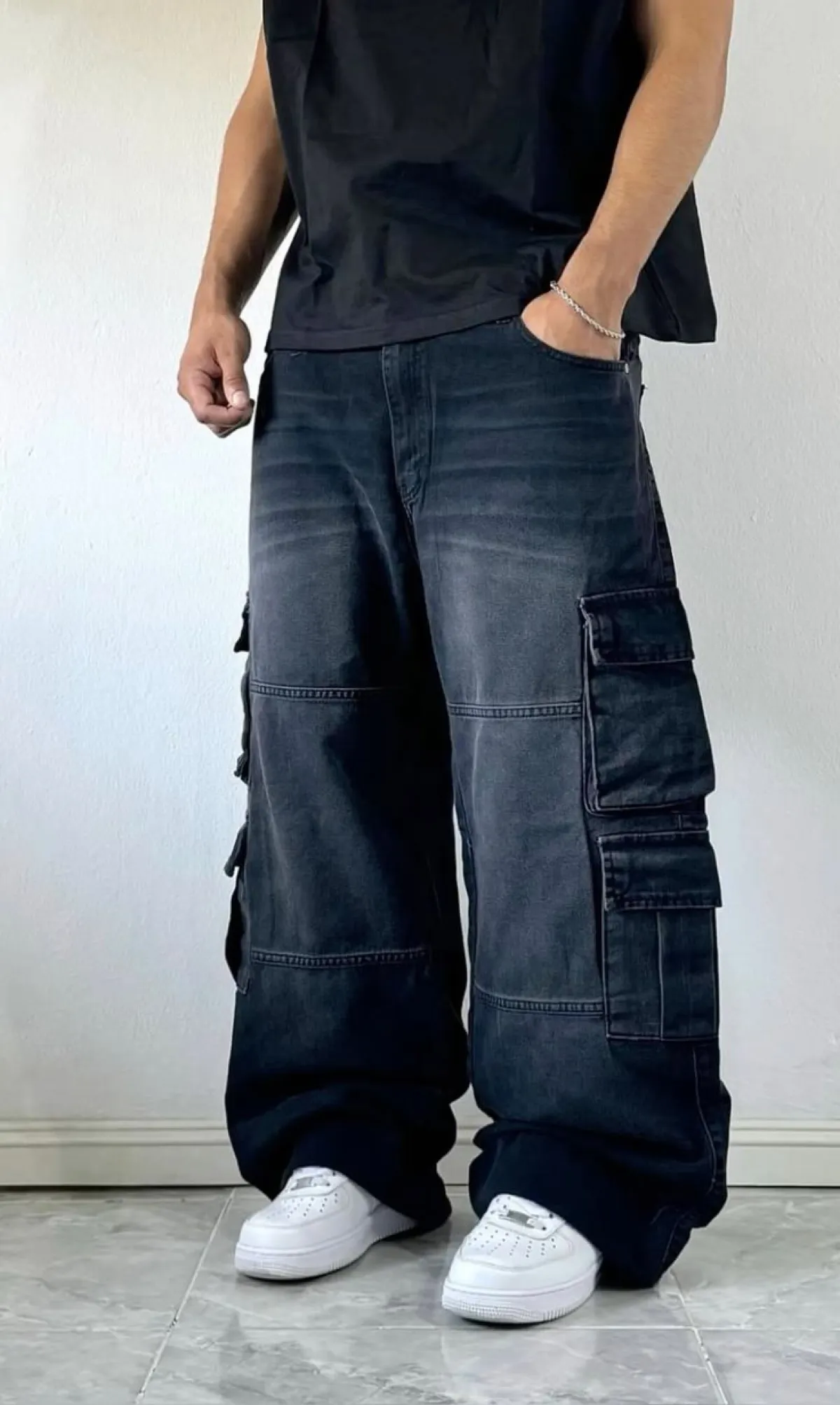 unisex seller in Lagos state. Quality baggy jean for men and ladies. - Image 2