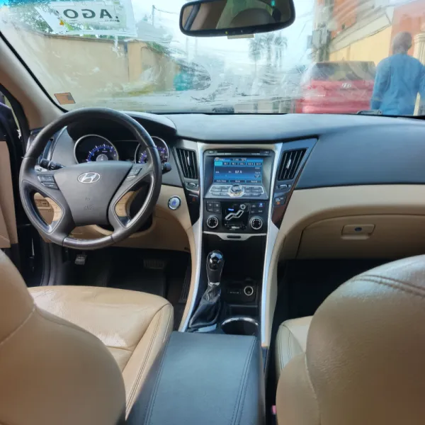 Hyundai sonata