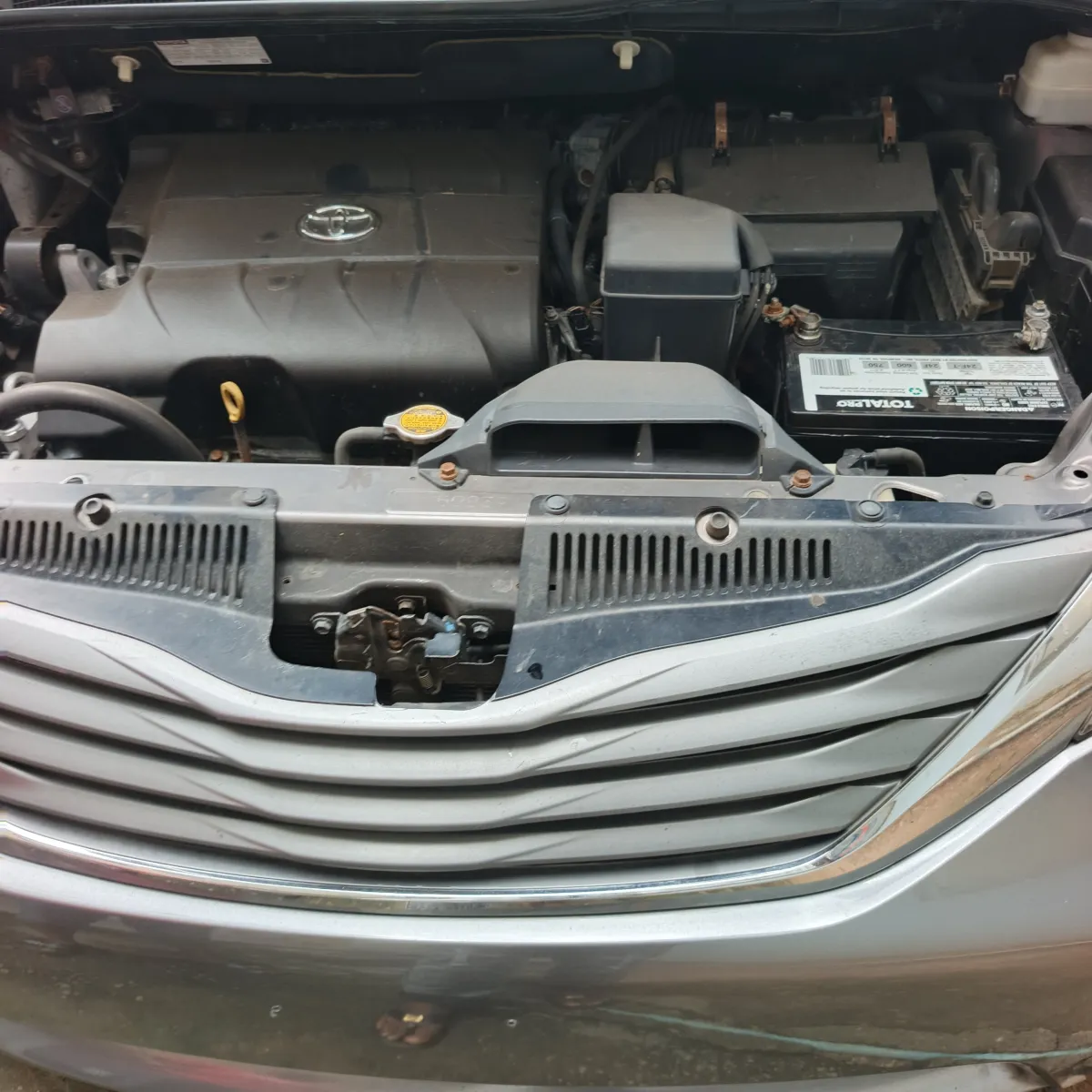 Toyota Sienna - Image 7
