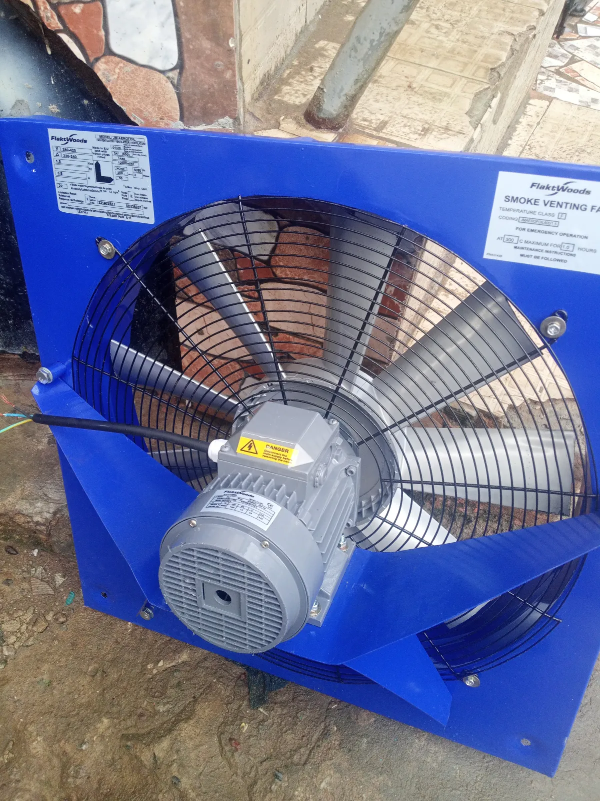 Volume pressure propeller extractor fan - Image 2