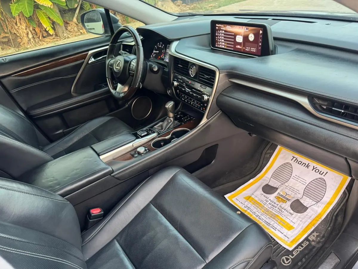 Pristine Clean Registered Lexus RX350 2017 Full Option - Image 5