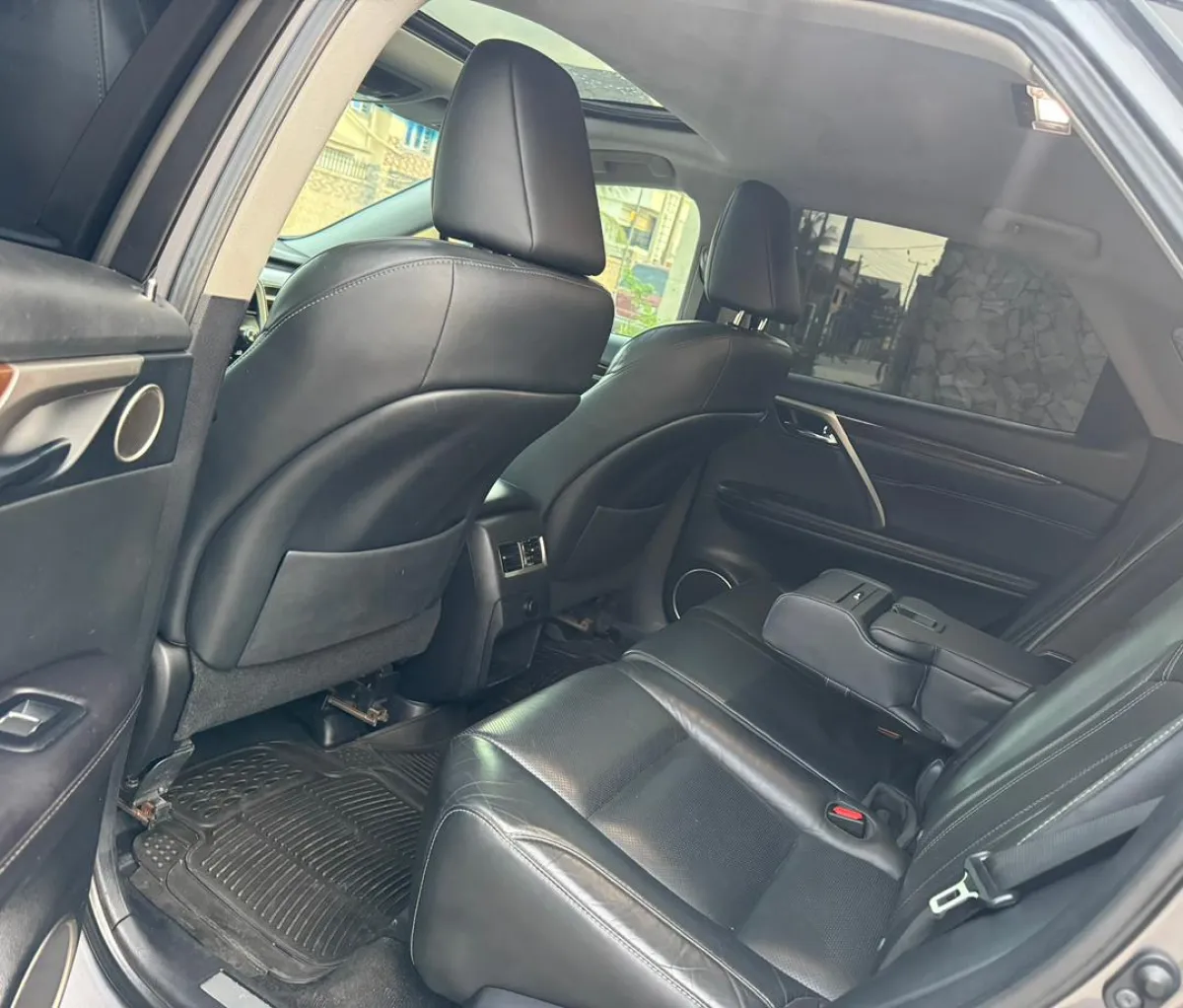 Pristine Clean Registered Lexus RX350 2017 Full Option - Image 7