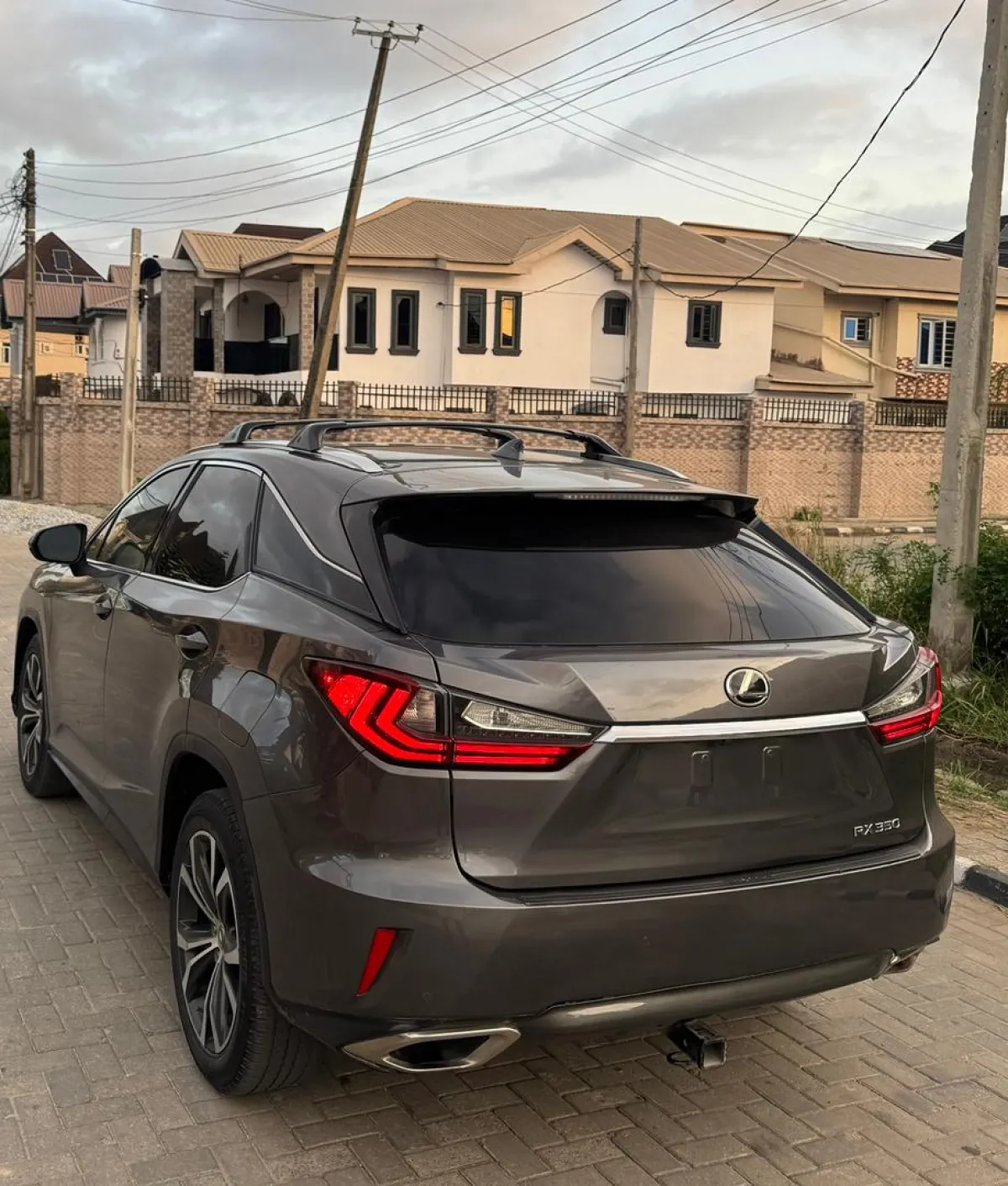 Pristine Clean Registered Lexus RX350 2017 Full Option - Image 9