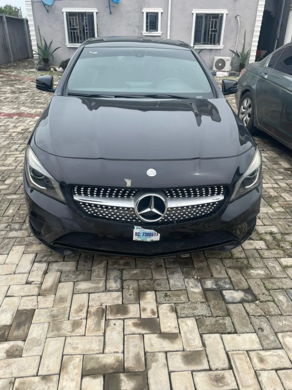 Black CLA 250 2014 - Image 2