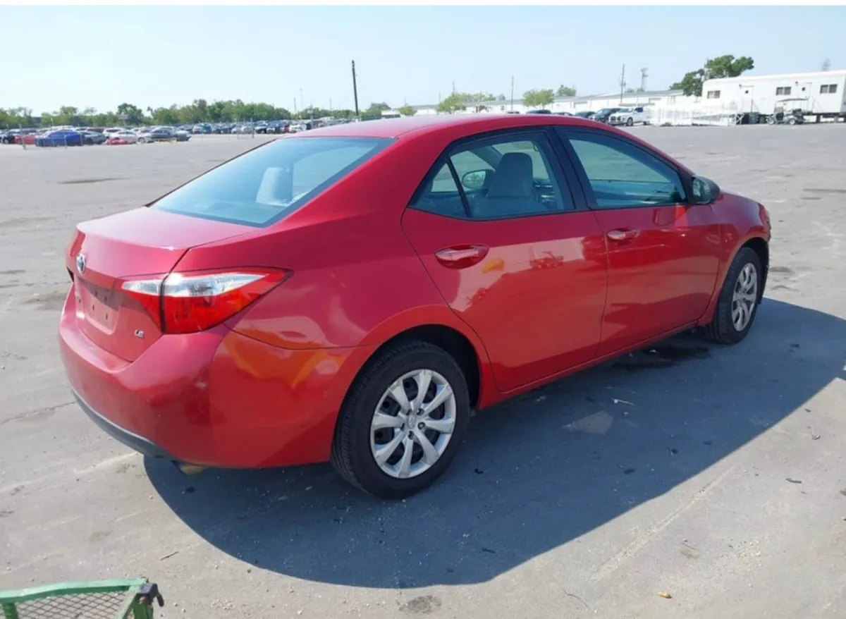 Toyota Corolla 2016 - Image 2