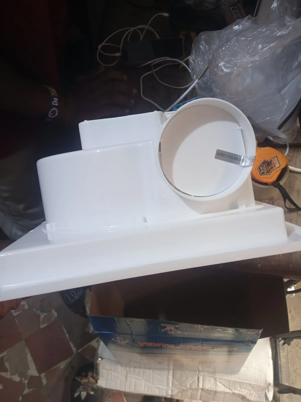ceiling mounted extractor fan - Image 3