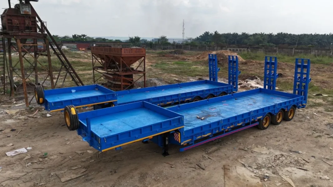 LOWBED SEMI-TRAILER