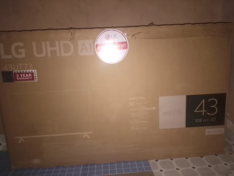 LG UHD Smart TV