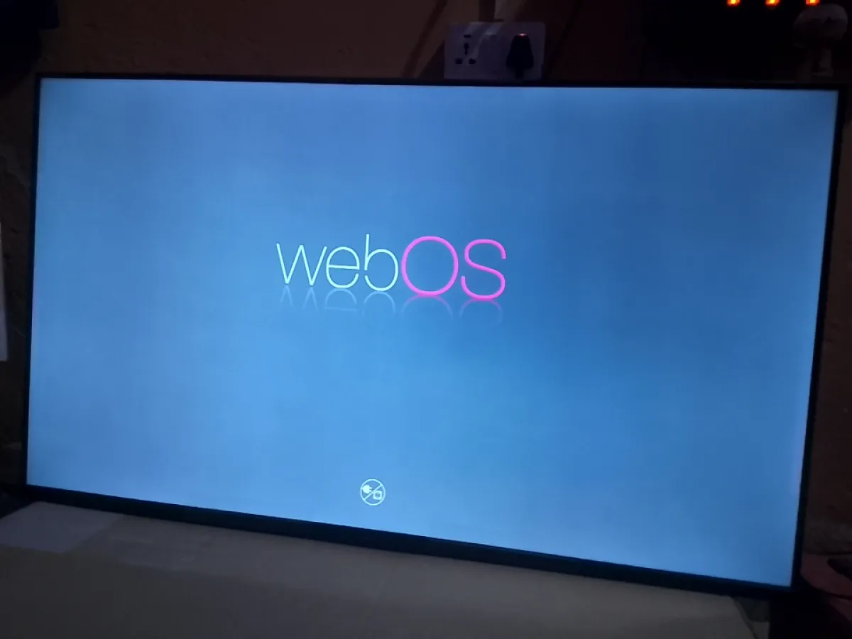 LG UHD Smart TV - Image 2