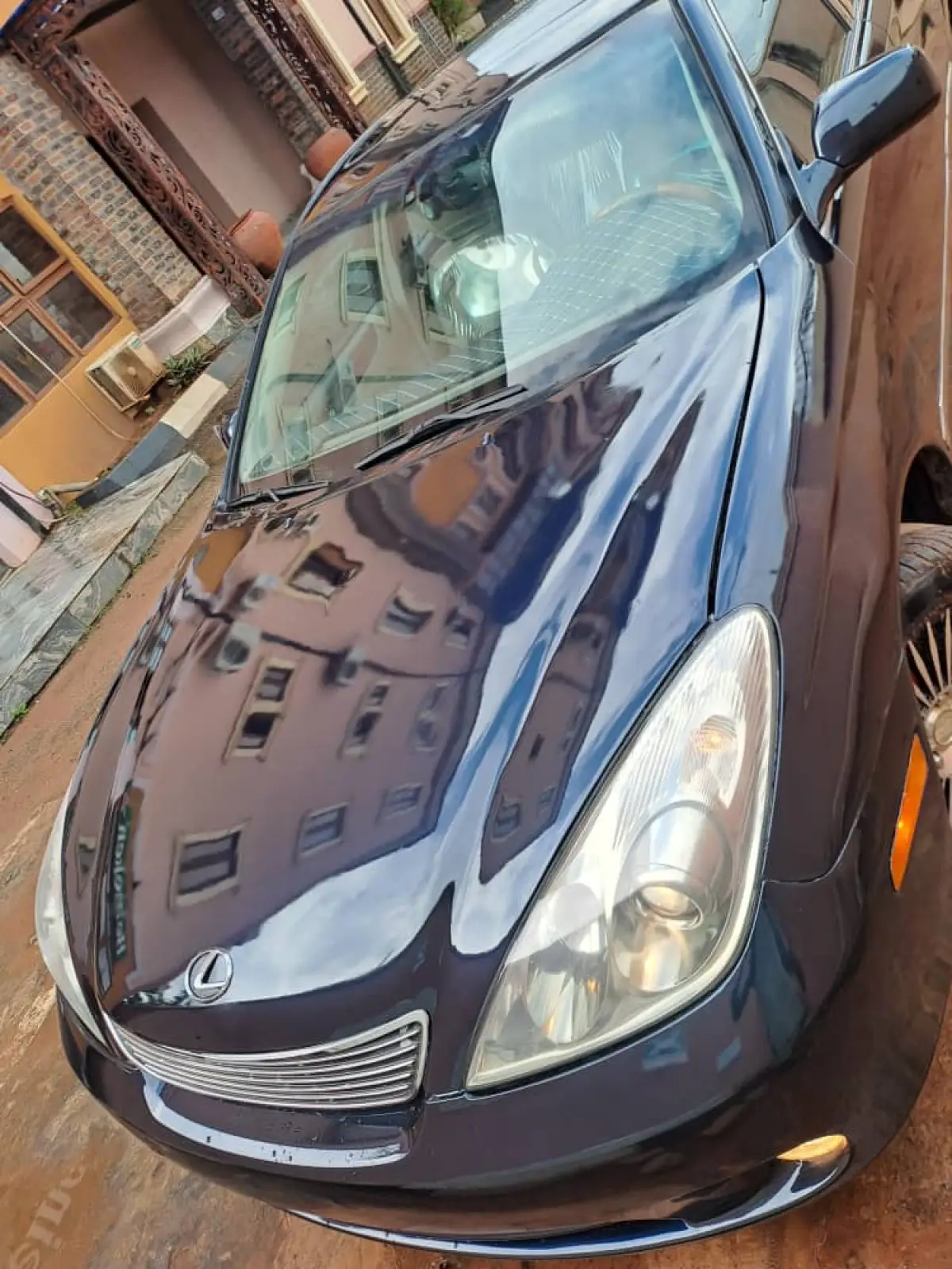 Lexus Es330 first user going for 5.7M - Image 7